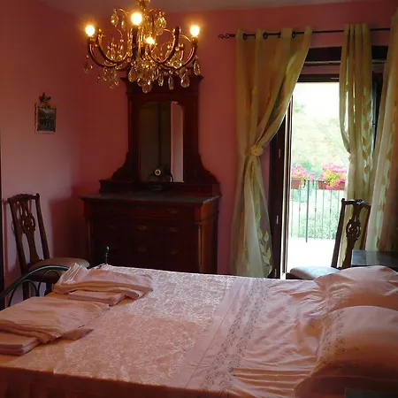 Biologico La Casa Degli Gnomi Farmház